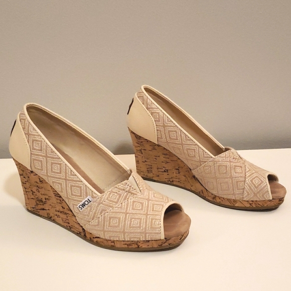 TOMS - TWEED OPEN TOE CORK WEDGE HEELS - Picture 6 of 7